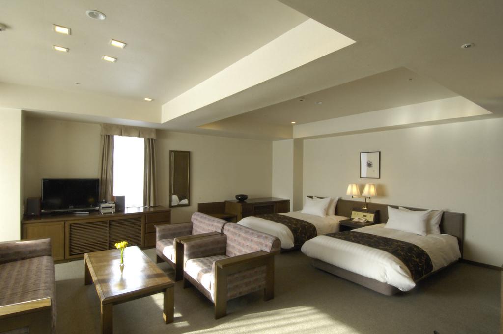 Karuizawakurabu Hotel 1130 Hewitt Resort Tsumagoi Exteriör bild